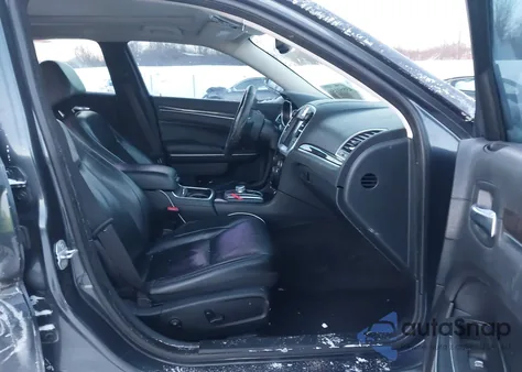 2016 Chrysler 300 Anniversary Edition из США, поврежденный, VIN 2C3CCARG3GH344281